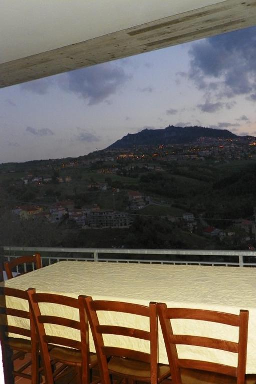 Villa Emma - L'Arte Dell'Accoglienza Сан Марино Екстериор снимка